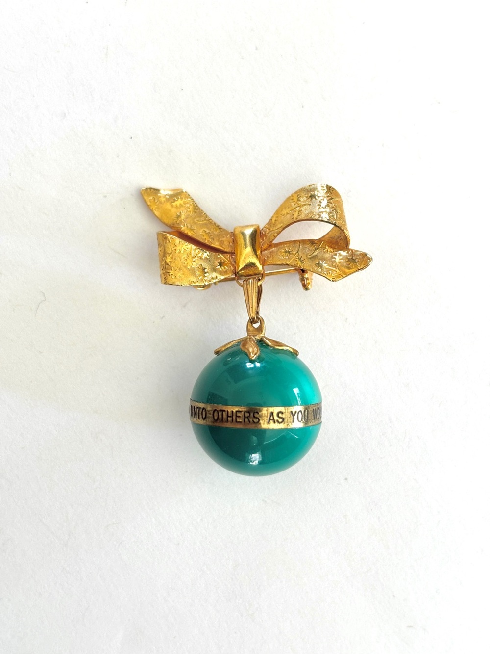 Vintage Golden Rule green teal marble brass band bow brooch pin - Picture 3 of 10